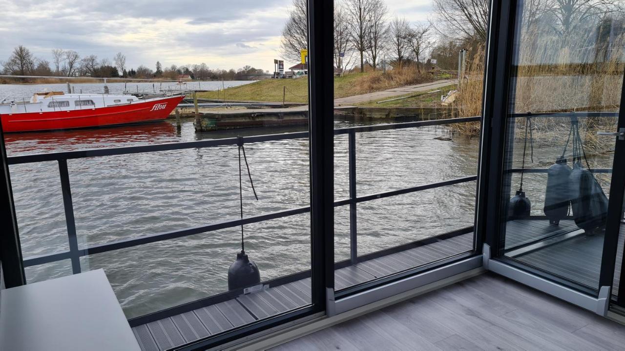 Hausboote Unteres Odertal Hausboot Kranich Hotel Schwedt Kültér fotó